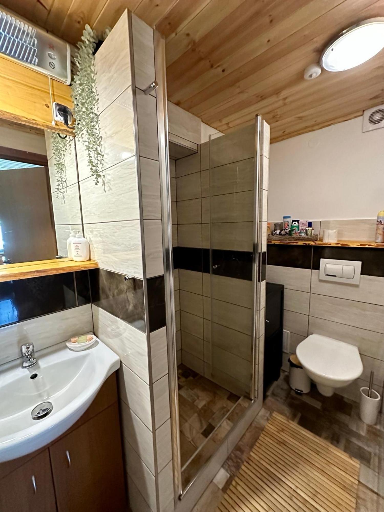 Apartmán s výhledem na Jezerní stěnu Železná Ruda Exteriér fotografie